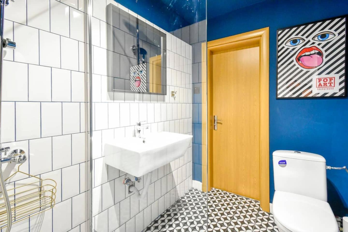 Super Fresh! 3Bdr Apartment In Sofia Center'S Artistic Area Extérieur photo